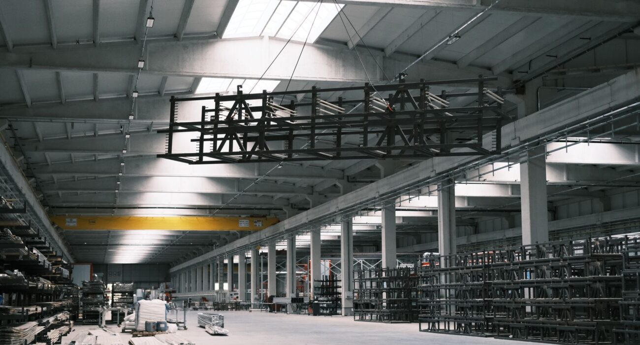Tilt-up concrete warehouse by CLOSW general contractor